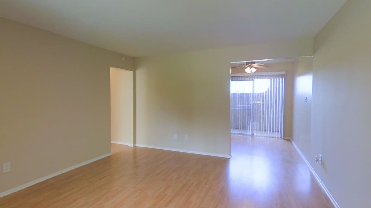 Photo - Strada Apartments