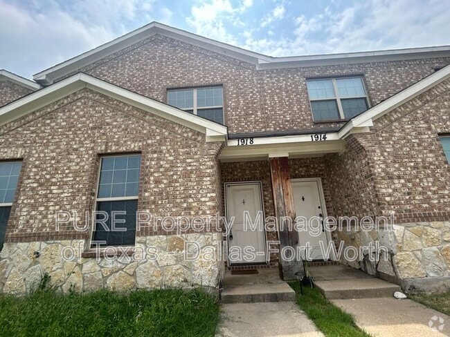 Building Photo - 1918 Timber Oaks Dr Rental