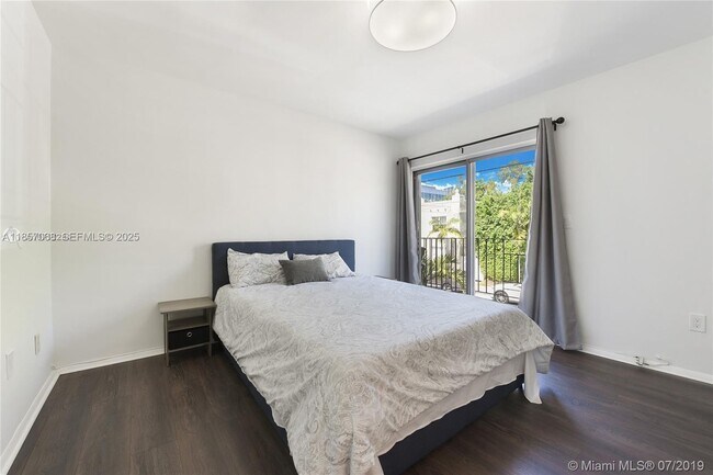 Photo - 345 Michigan Ave Unit 17