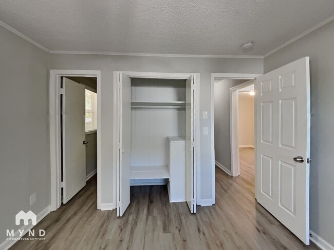 Photo - 116 Barbee Rd SW