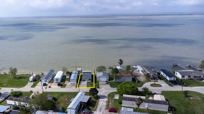 Photo - 2830 Bay Oaks Harbor Dr