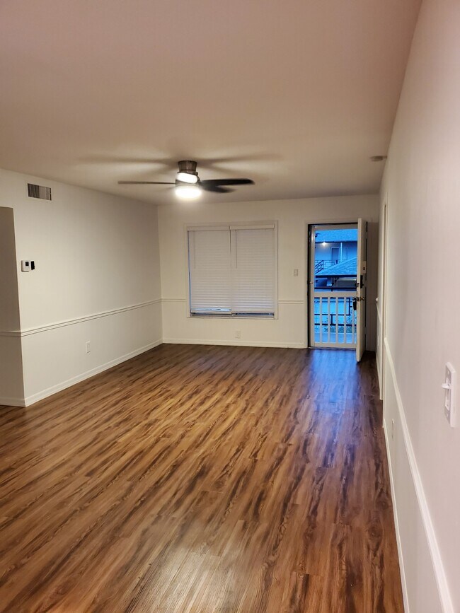Photo - 825 Primrose Dr Condo Unit 201