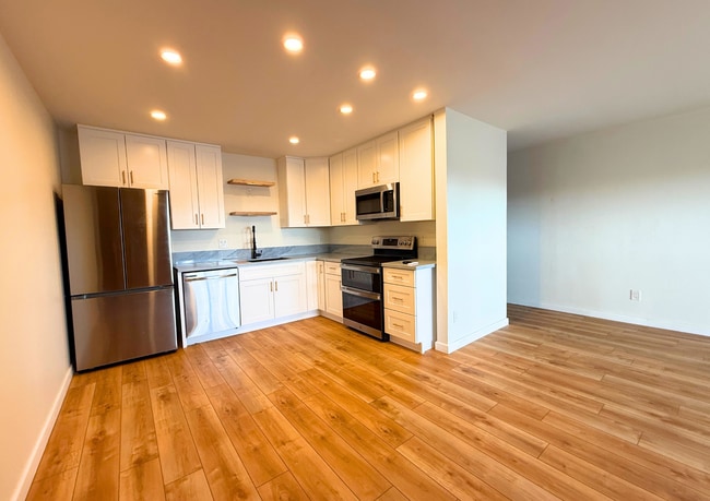 Photo - 3030 Suncrest Dr Unit 3030 Suncrest Dr #605