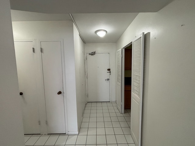 Photo - 6301 N Sheridan Rd