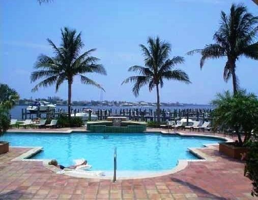 Photo - 127 Yacht Club Way