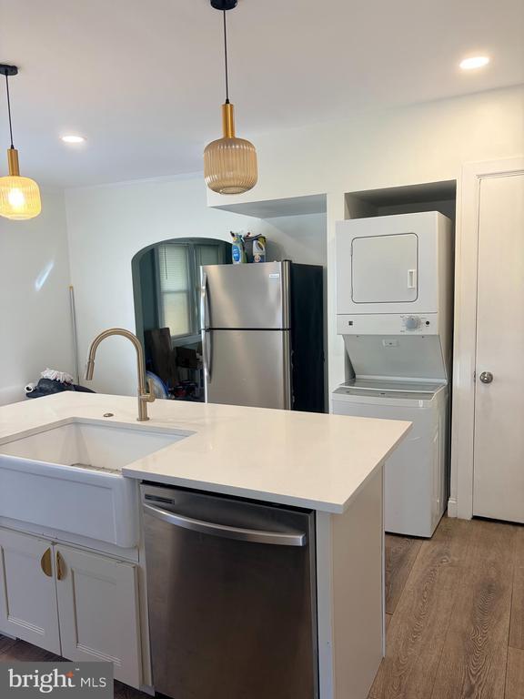 Photo - 60 W Broadway Ave