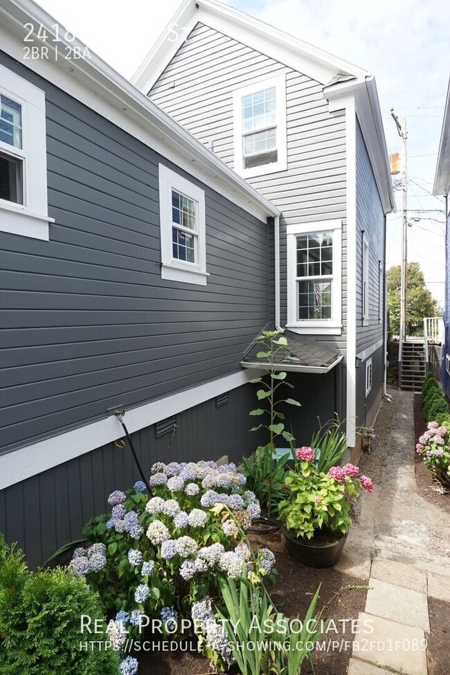 Photo - 2418 N 31st St