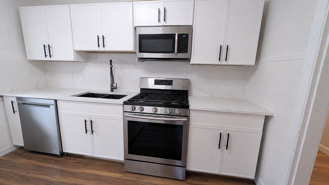Photo - 78R Mount Vernon St Unit 1