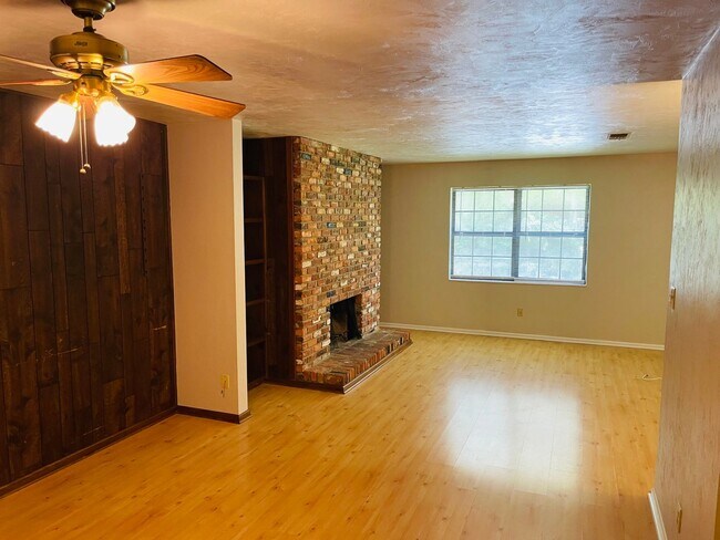 Photo - 1230 Alachua Ave Unidad C