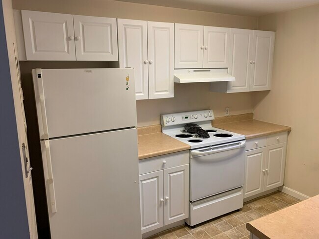 Photo - 636 Beacon St Unit 301