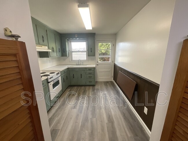 Photo - 40 S Bedford St