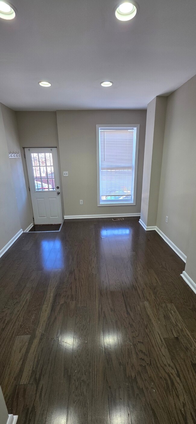 Photo - 238 N Rose St