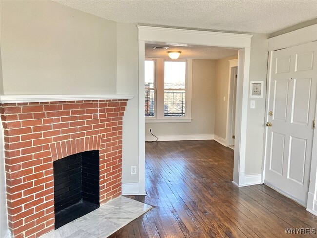 Photo - 294 S Elmwood Ave