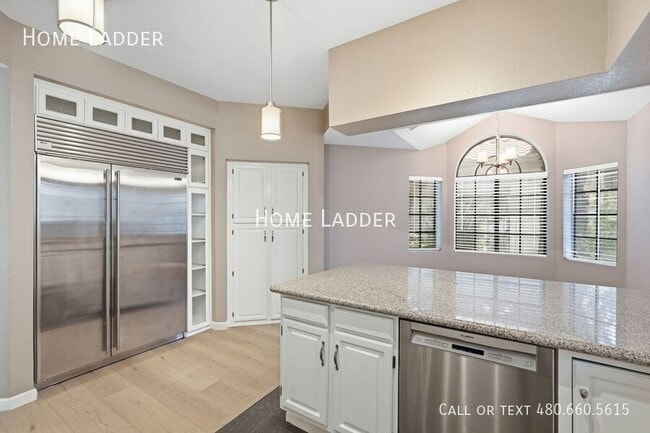 Photo - 514 S Marina Dr