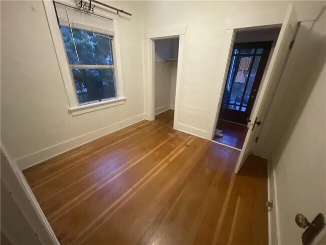 Photo - 342 NW 49th St