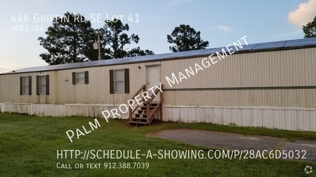 Building Photo - 3 bedroom 2 bath single mobile home for rent