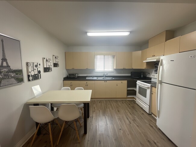 Building Photo - 35215 Delair Rd