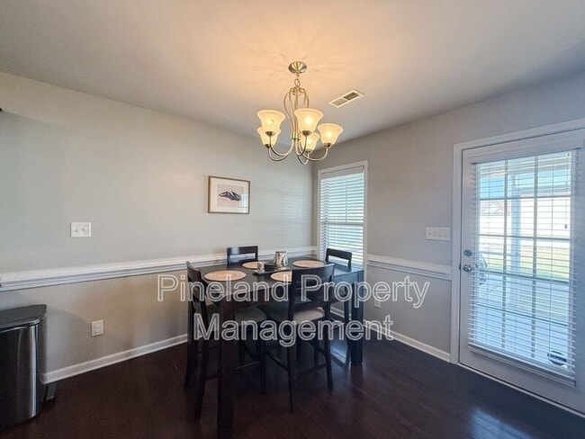 Photo - 246 Stockbridge Dr