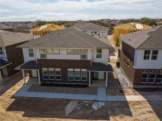 Photo - 391 W South St