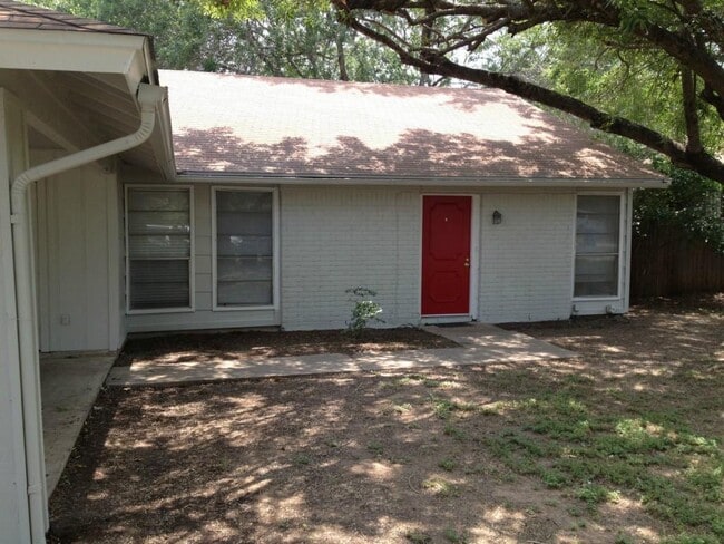 Photo - 107 Meteor Dr