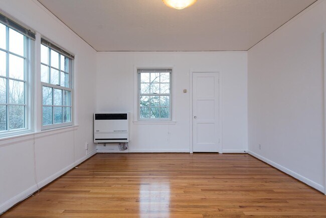 5440 NE Sandycrest Terrace Unit 5440-2