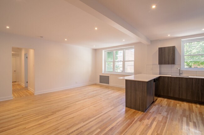 Photo - 2105 Rue Chomedey