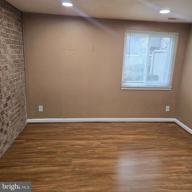 Photo - 19319 Club House Rd Unit 101