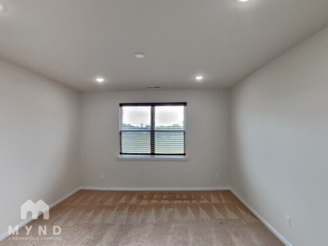 Photo - 5049 Markfield Ln