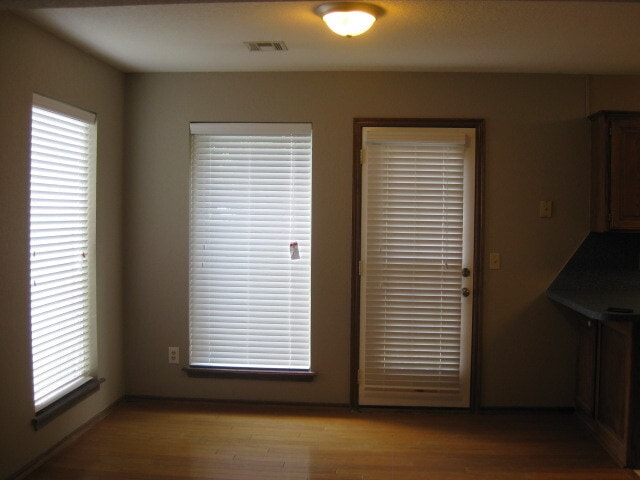 Photo - Charming 4 bedroom 2 1/2 bath home!