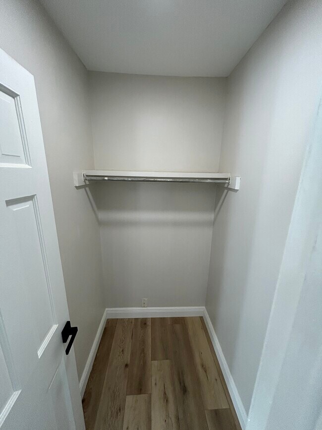 Photo - 3848 N Lake Dr Unit 137