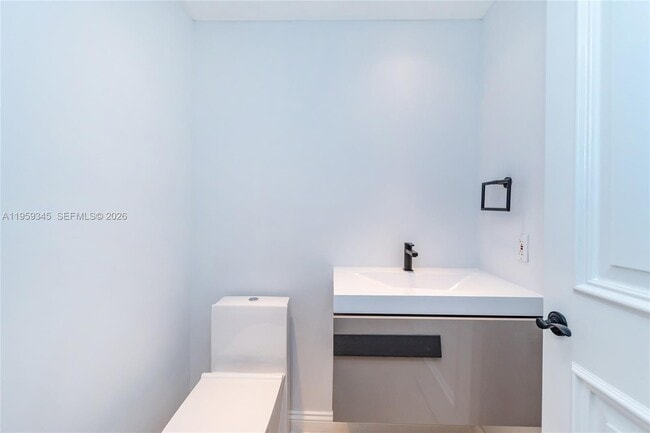 Photo - 791 Crandon Blvd Unit 507