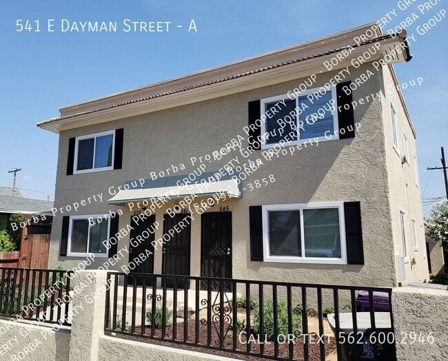 Photo - 541 E Dayman St Apartment Unit A