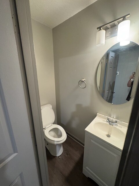 Photo - 2133 W Gordon Ave