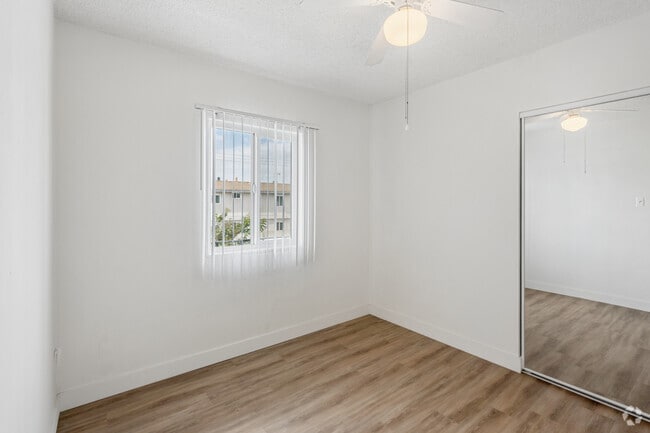 2BR, 1BA - Bedroom 1
