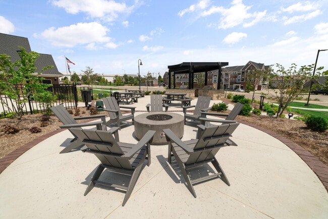 Community BBQ & Fire Pit - Village Place Apartments