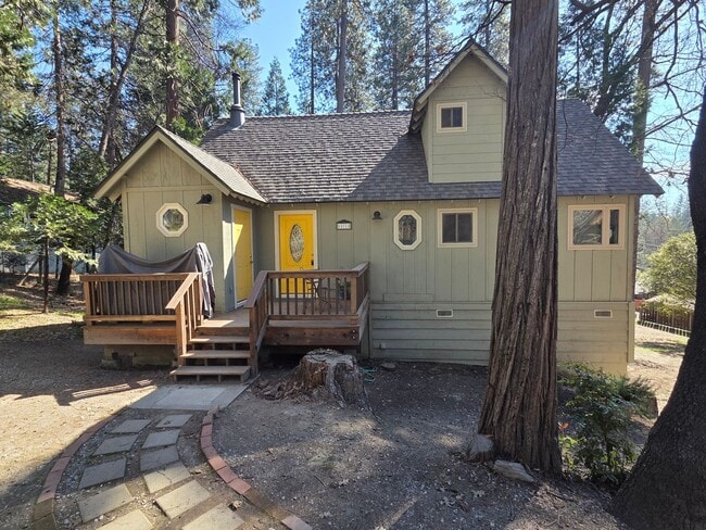 Building Photo - Twain Harte Home