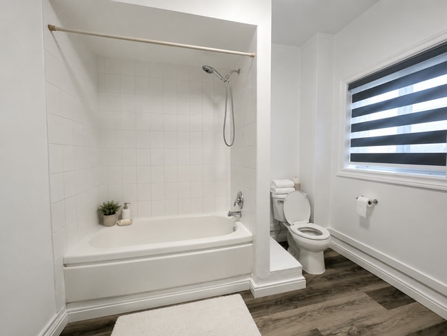 Photo - 6 Glebe St Unit 6 Glebe St