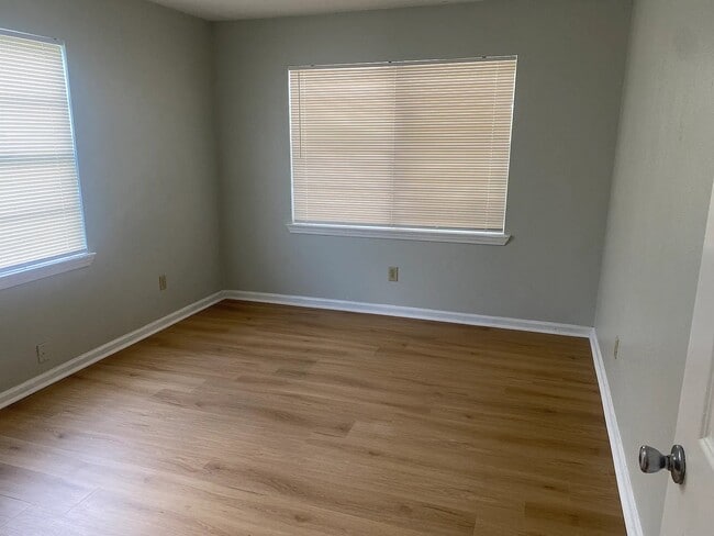 Photo - 7813 Pruitt Dr