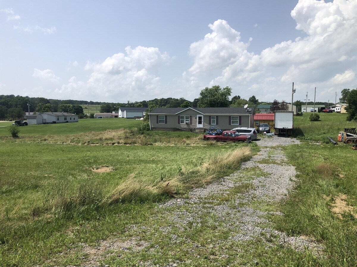 242 Chapel Hill Rd Rental House Rental in Ghent, KY