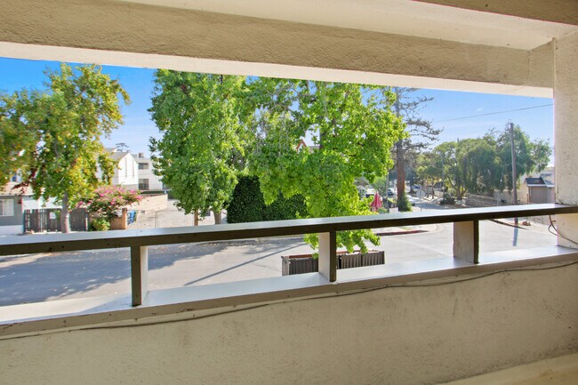 Photo - 9809 Tabor St in Palms - close to downtown...