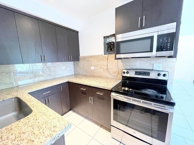 Building Photo - 346 86th St Unit 2