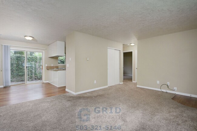 Photo - Charming two Bedroom in Mt. Tabor Unit 5105 A