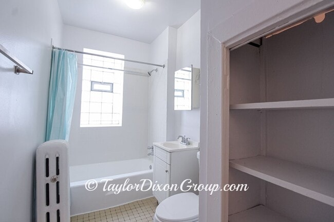 Photo - 506 E 70th St Unit 1