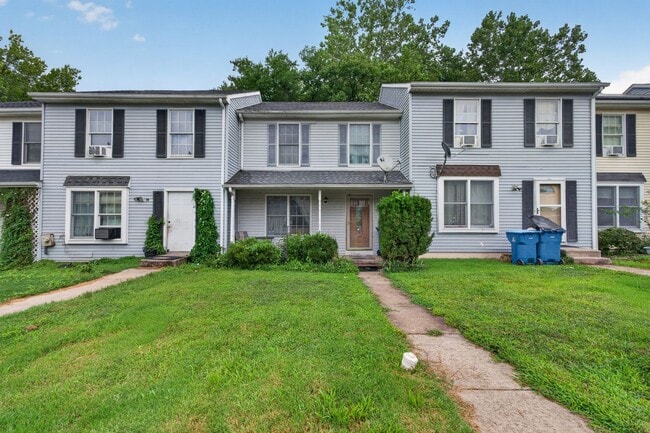 Building Photo - 8 Cypress Dr