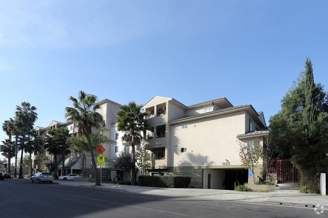 Perinos Luxury Apartments