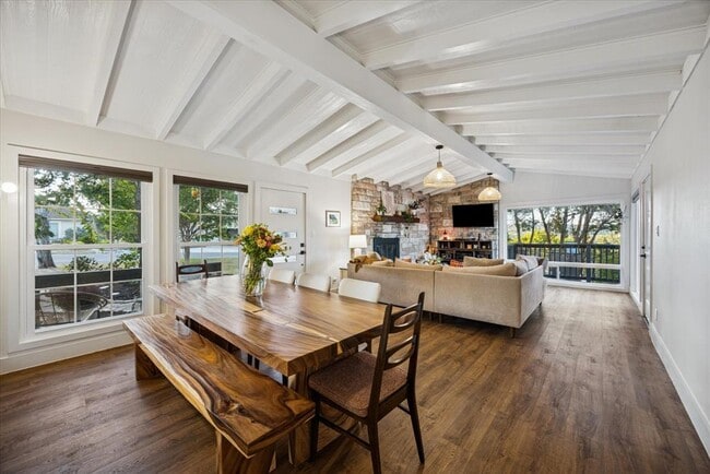 Photo - 6407 Lynn Ln