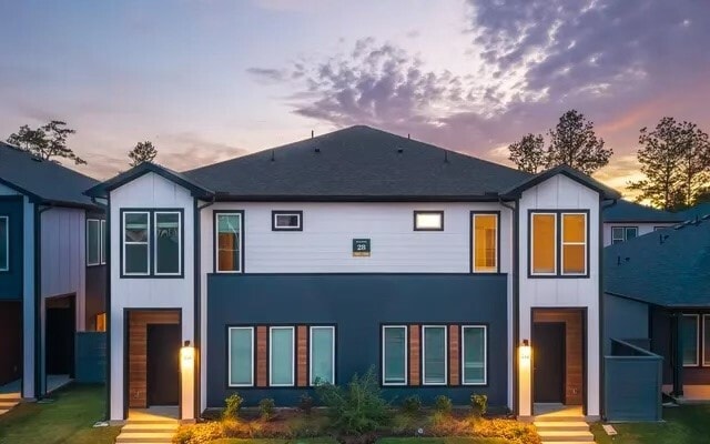 Photo - 33200 Forest W St