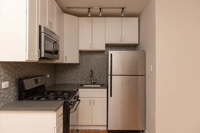 Photo - 2425 N Kedzie Blvd Unidad 50B