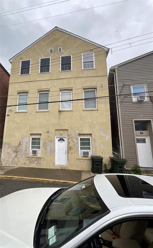 Building Photo - 18 Schneider Ave Rental