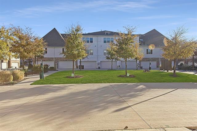 Photo - 6031 Page St